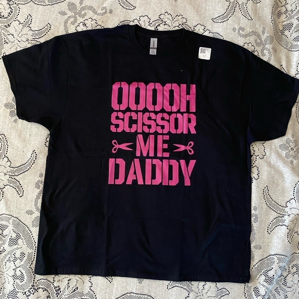 GILDAN - NEW - UNISEX BLACK SHORT SLEEVE TEES